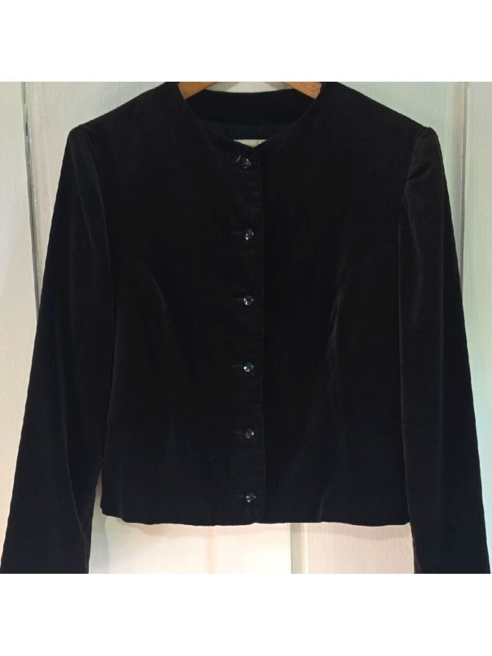 Vintage D.K. GOLD bydonnkenney Black Velvet Faceted Button-Up Long Sleeve Jacket